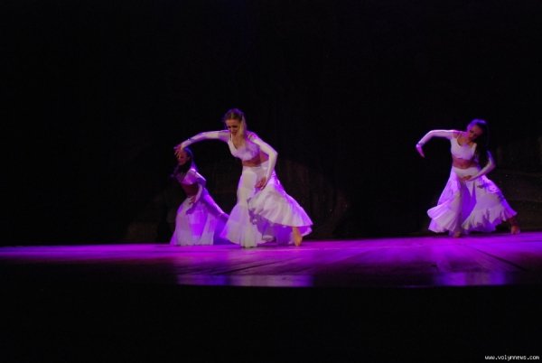 Танці пам’яті Майкла Джексона у Луцьку. ФОТО