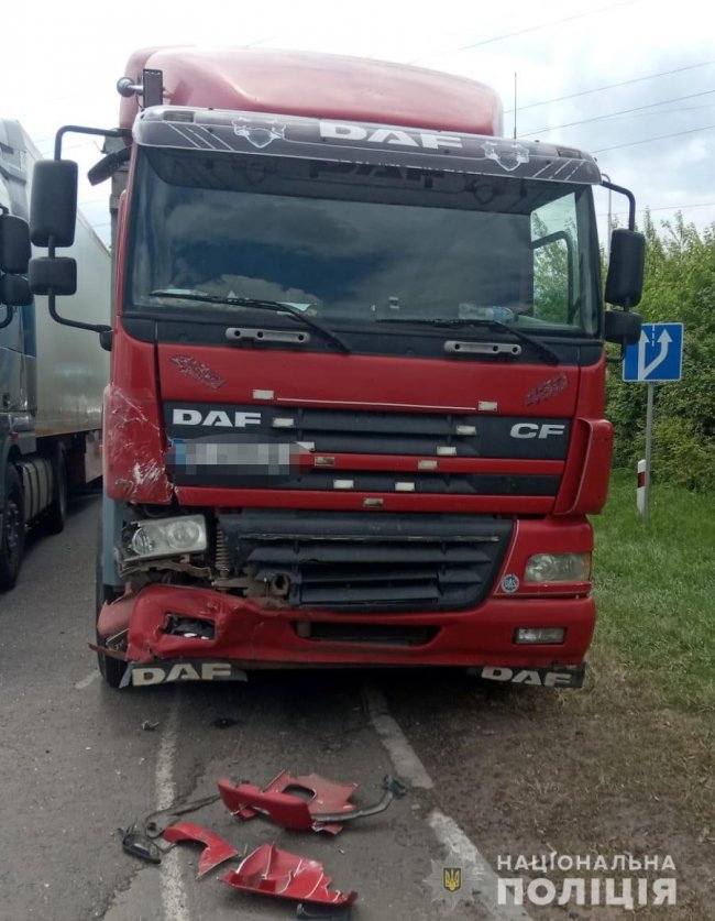 У місті на Волині зіткнулися легковик та вантажівка: травмувалися двоє людей