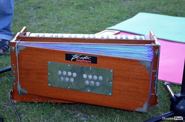 Дві сотні лучан дивилися кіно просто неба. ФОТО