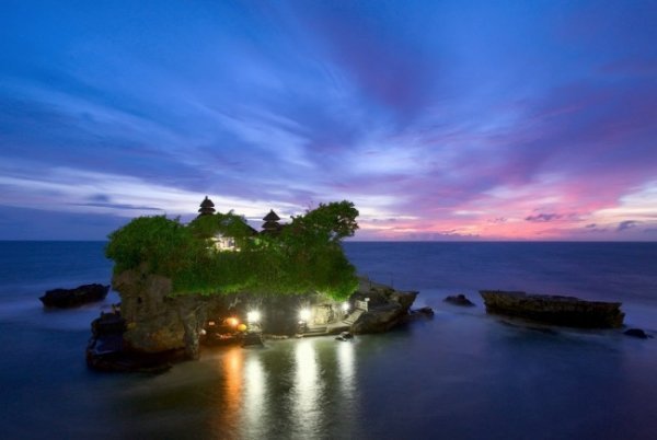 Храм Танах-Лот, Індонезія. © Alex R.