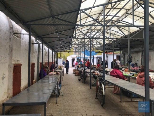 У містечку на Волині поліція «розігнала» стихійний ринок. ФОТО