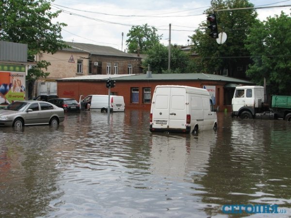 Харків затопило. ФОТО. ВІДЕО