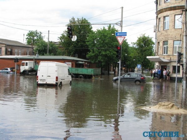Харків затопило. ФОТО. ВІДЕО