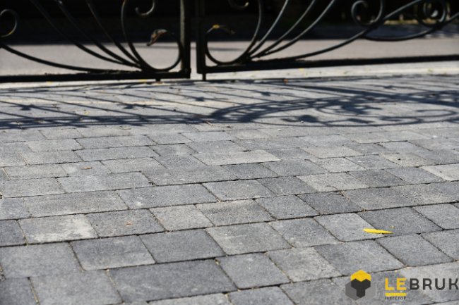  Осінньо-зимові правила викладання бруківки від майстрів LeBruk*