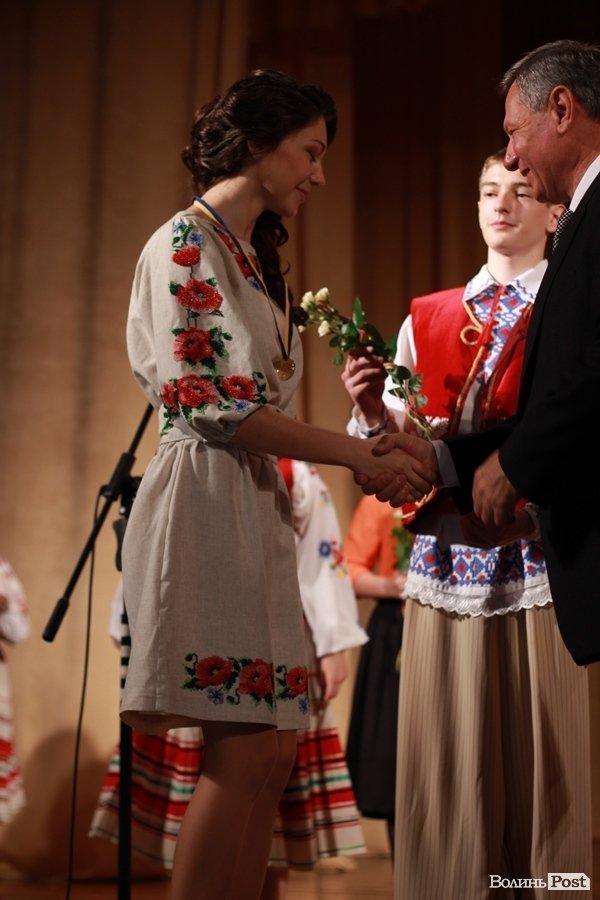 Луцьким випускникам вручили медалі