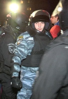 «Беркутівці», які засвітилися в нічних сутичках. ФОТО