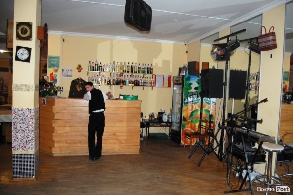 Кітч по-нашому, або Назад в СРСР. СМАЧНОГО ЛУЦЬКА!