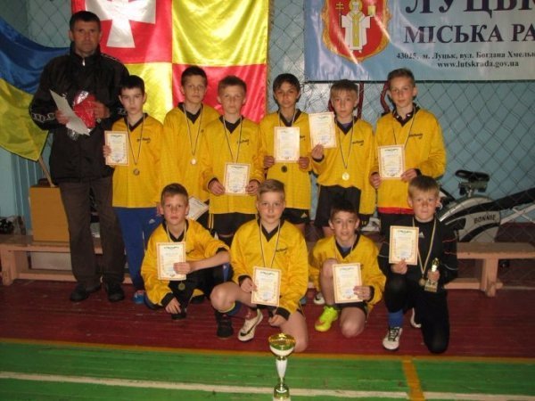 У Луцьку відзначили юних переможців з міні-футболу. ФОТО