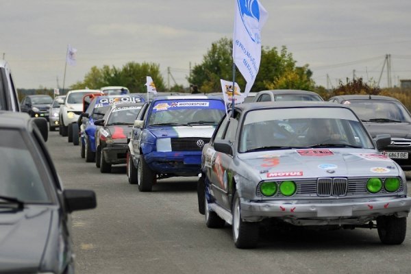 Автомотофестиваль під Луцьком: день перший. ФОТО. ВІДЕО