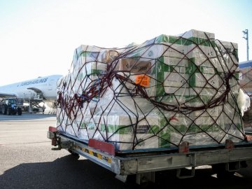 В Україну доставили майже 3 мільйони доз вакцини Moderna