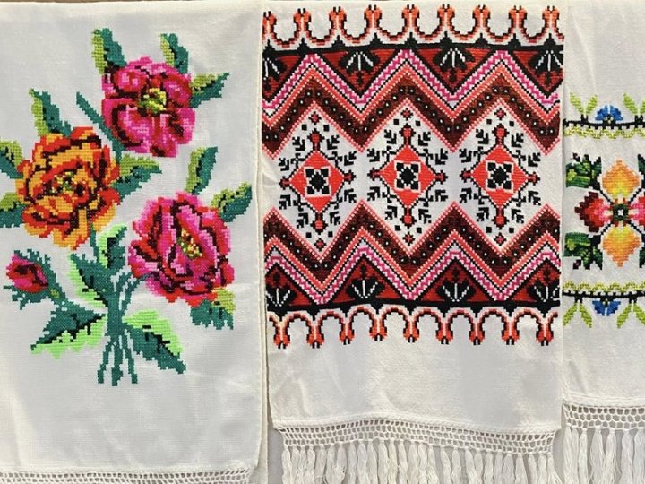 Волинське подружжя подарувало музею родинні реліквії