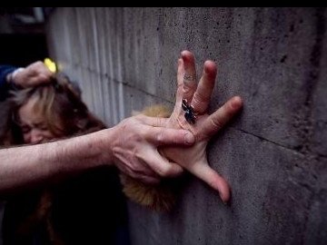 На Волині підлітка підозрюють у зґвалтуванні