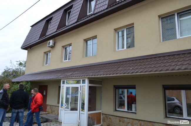 Разом зможемо все: у Луцьку відкрили оновлений центр допомоги атовцям