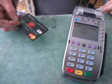 ПриватБанк  у волинських селах встановив термінали*