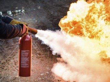 Біля Луцька горів легковий автомобіль 