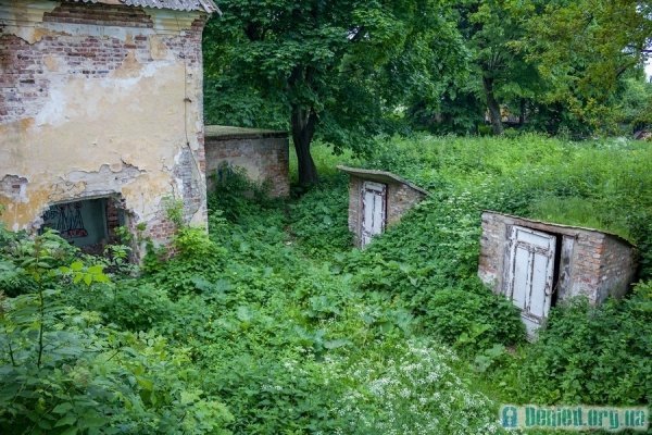 Закинута садиба магнатів на Ковельщині. ФОТО