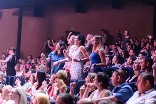 «Шухер, граждане! На сцене психопат!»: яким був концерт гурту «Ляпіс 98» у Луцьку: ФОТОРЕПОРТАЖ