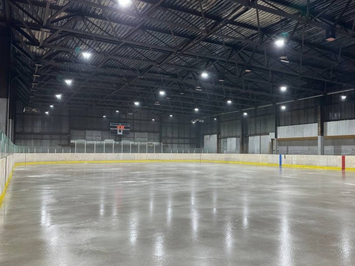 У Луцьку відкрилась льодова арена «Снігова королева». ГРАФІК