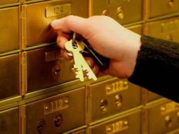 У жителя Рівного з банківського сейфу зникло понад 2 мільйони