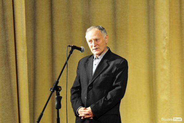 У Луцьку відомий політик і дипломат презентував нову книгу. ФОТО