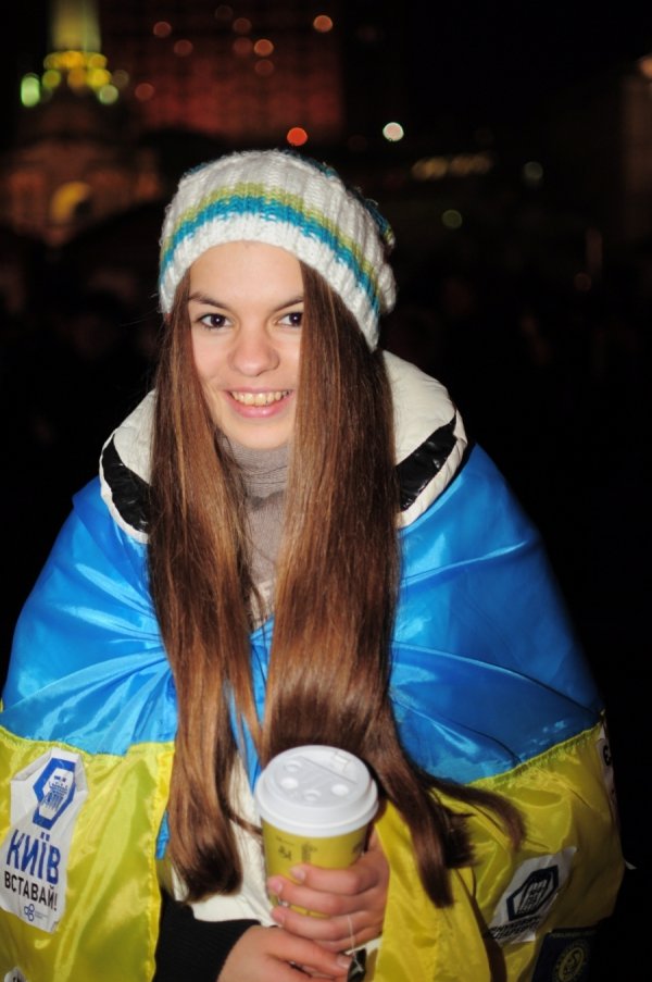 Красуні Євромайдану. ФОТО