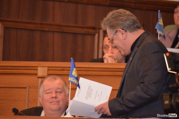 Сесія Волиньради: годинники, гаджети та «Однокласники». ФОТО