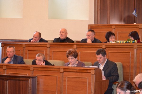 Сесія Волиньради: годинники, гаджети та «Однокласники». ФОТО