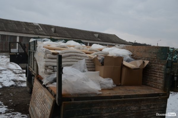 Луцькі волонтери привезли допомогу мобілізованим волинянам. ФОТО