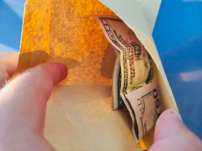 Три волинянки на Прикарпатті обікрали будинок. ФОТО