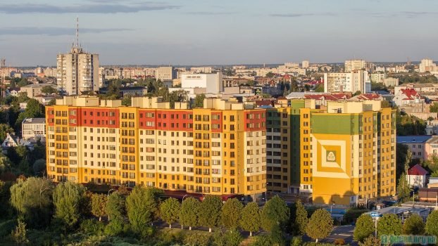 Луцьк прекрасний: дивовижні фото із дахів будинків