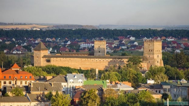 Луцьк прекрасний: дивовижні фото із дахів будинків