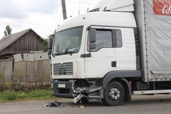 Подробиці аварії із зіткненням трьох автомобілів під Рожищем. ФОТО