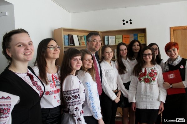 У Луцьку відкрили центр канадознавства. ФОТО