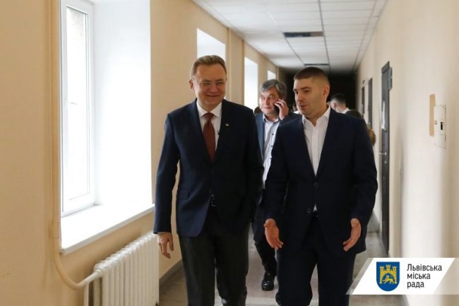 «Побачене в Ковелі ввело мене в шок»: Садовий представив Самчука колективу львівської лікарні. ВІДЕО. ФОТО