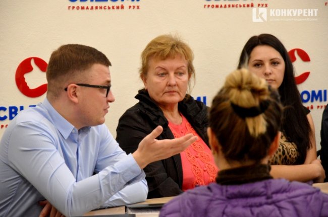 Лучани обурені саботуванням проекту «Округи без депутатів»