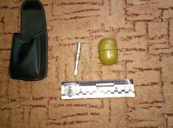 Сльозогінний газ і стрілянина: у Луцьку затримали озброєних злодіїв 