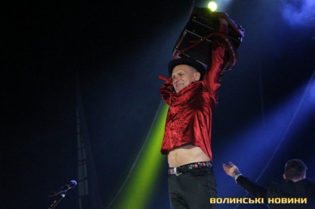 Запальний Олег Скрипка «підірвав» луцьку публіку. ФОТО. ВІДЕО