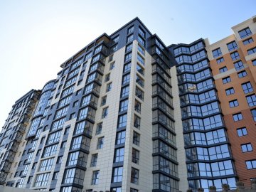  У «Яровиці» – акція на панорамну квартиру до Дня молоді*