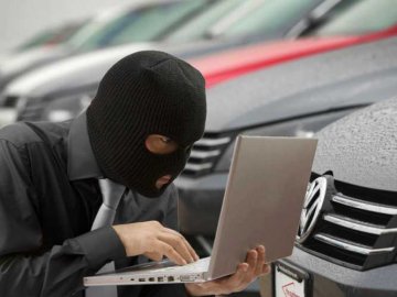 Автомобільний лохотрон: «купівля» машини обійшлася лучанину у кругленьку суму