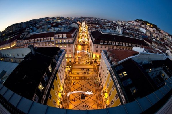 Як прикрасили до Нового року найбільші міста світу. ФОТО