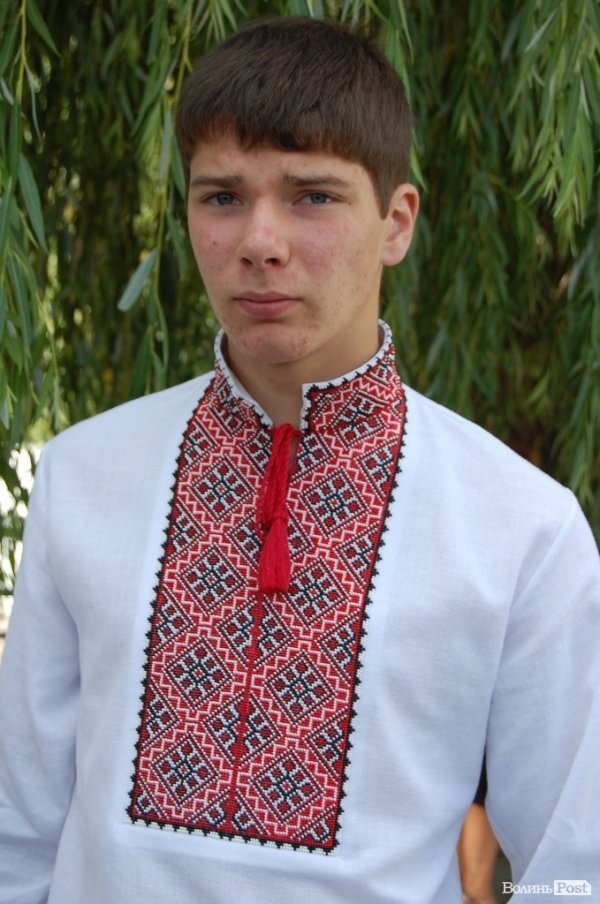 Акція «Українська вишиванка» у Луцьку. ФОТО