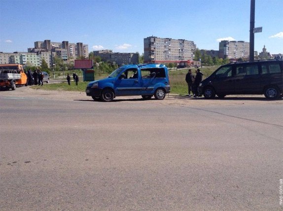 Аварія на Волині: на швидкості перевернувся автомобіль. ФОТО