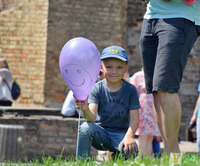 «Волинська княжна»: кому дістався титул та корона. ФОТО