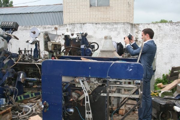 На Волині знищили обладнання, яким «штампували» підпільні цигарки. ФОТО