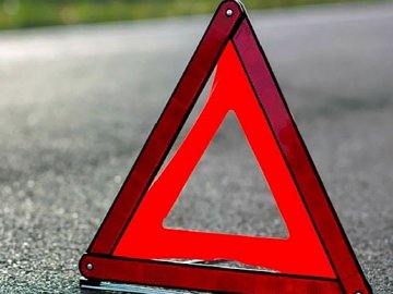 У Луцьку під колеса автівки потрапив 51-річний чоловік