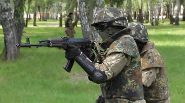 У зоні АТО вже служать десятки жінок-військових. ФОТО