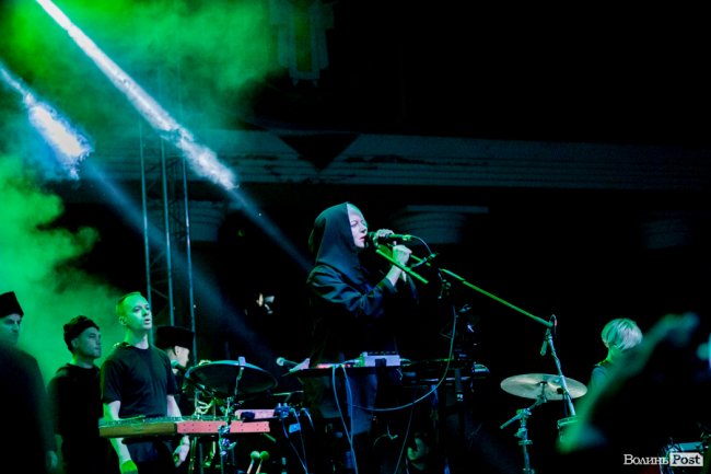 Танці під дощем та ангели на мурах: чим дивувала гостей «Ніч у Луцькому замку». ФОТО