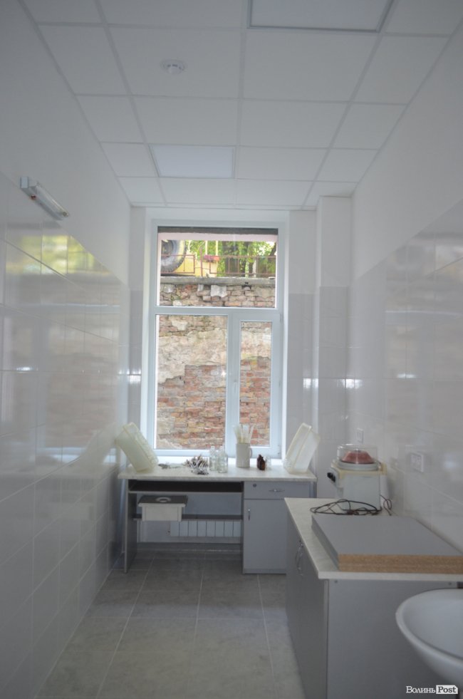 Чисто, світло, комфортно: якою буде інфекційна лікарня після ремонту. ФОТО