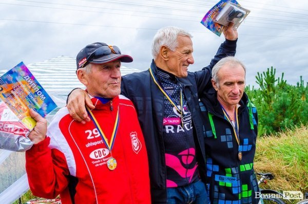 Поблизу Луцька відбулись змагання з велоспорту. ФОТО