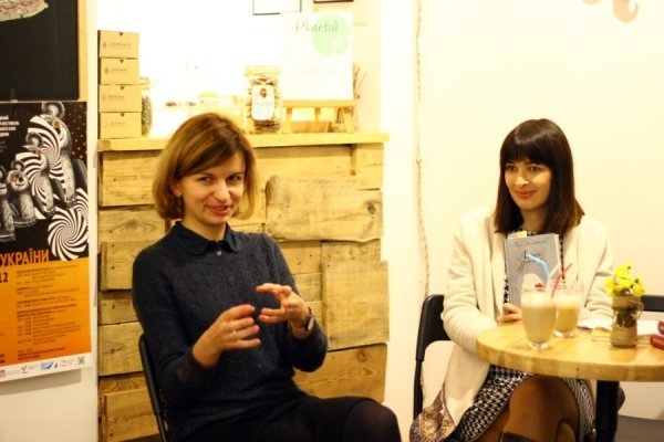 У Луцьку презентувала книгу засновниця Клубу Анонімних Авторів  